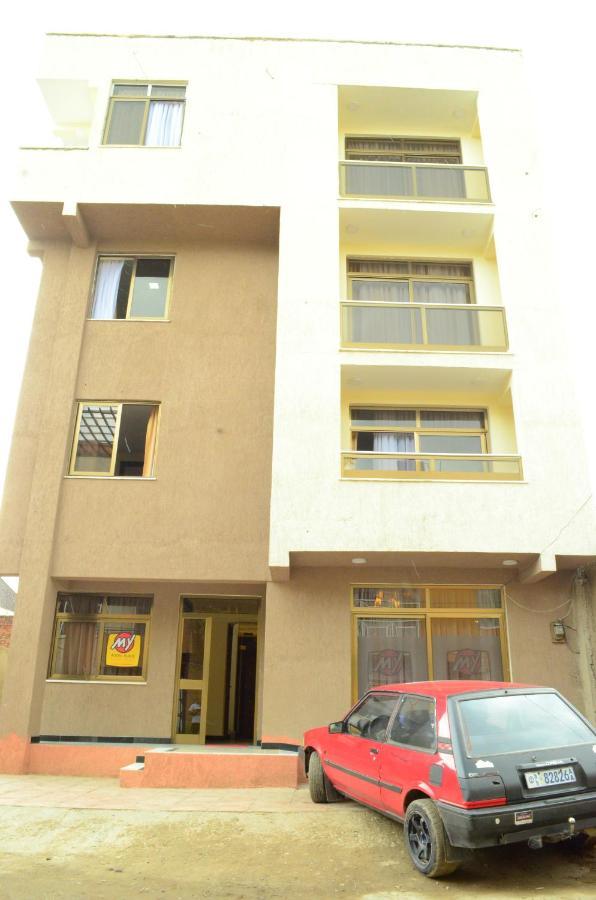 Abyssinia Guest House Addis Ababa Exterior photo